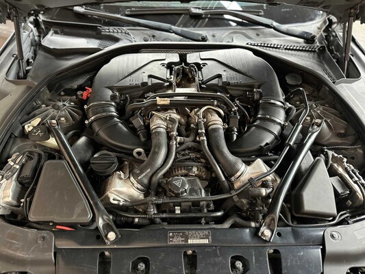 BMW 650i High Executive M-Sport F06 4.4 V8 6-serie Gran Coupé 450pk 2013