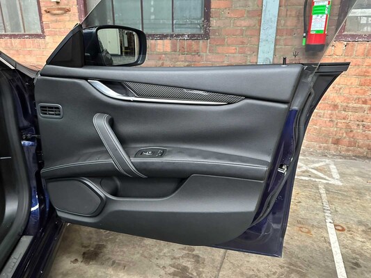 Maserati Ghibli S Q4 3,0 V6 410 PS 2015