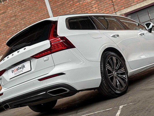 Volvo V60 2.0 T6 Recharge AWD Inscription Expression 253pk 2021 (Origineel-NL + 1e eigenaar), N-828-HZ
