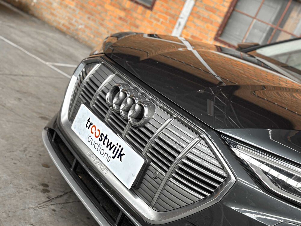 Audi e-tron 50 Quattro Launch Edition 71 kWh 313pk 2020 (Origineel-NL & 1e Eigenaar), J-840-LR