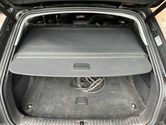 Audi e-tron 50 Quattro Launch Edition 71 kWh 313pk 2020 (Origineel-NL & 1e Eigenaar), J-840-LR