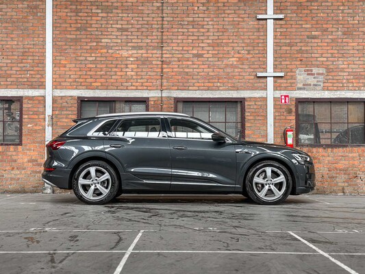 Audi e-tron 50 Quattro Launch Edition 71 kWh 313hp 2020 (Original-NL & 1st Owner), J-840-LR
