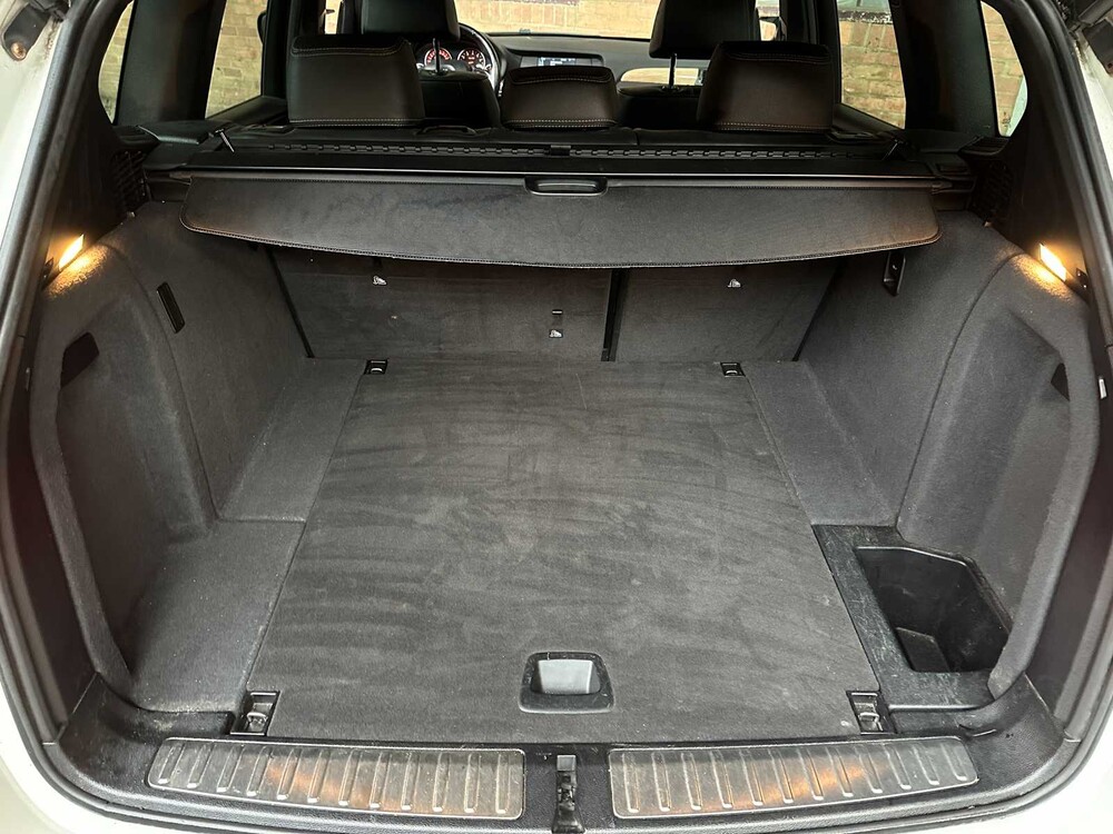 BMW X3 xDrive35i M-Sport High Executive 306 PS 2011, J-570-DP