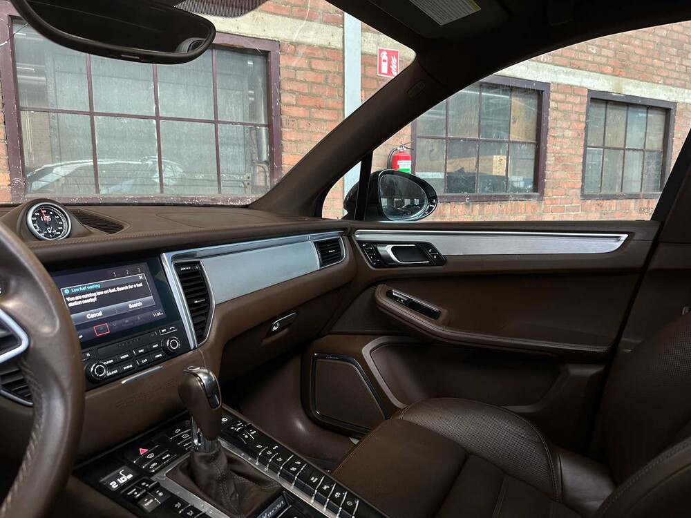 Porsche Macan GTS 3,0 V6 360 PS 2016 (69.000 km)