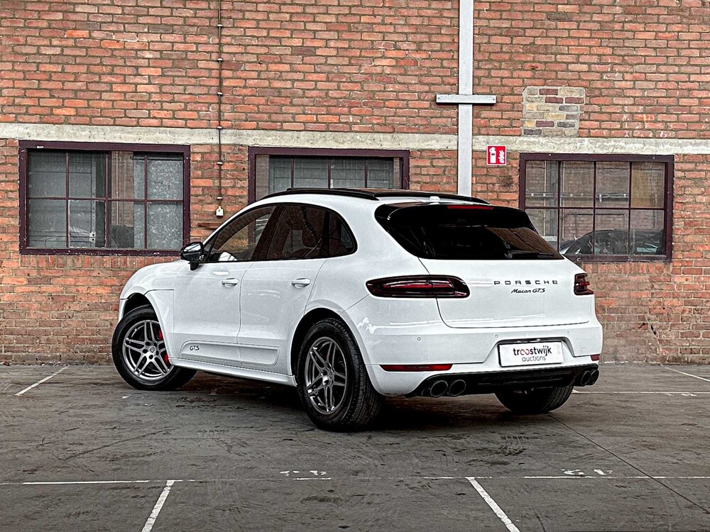 Porsche Macan GTS 3,0 V6 360 PS 2016 (69.000 km)