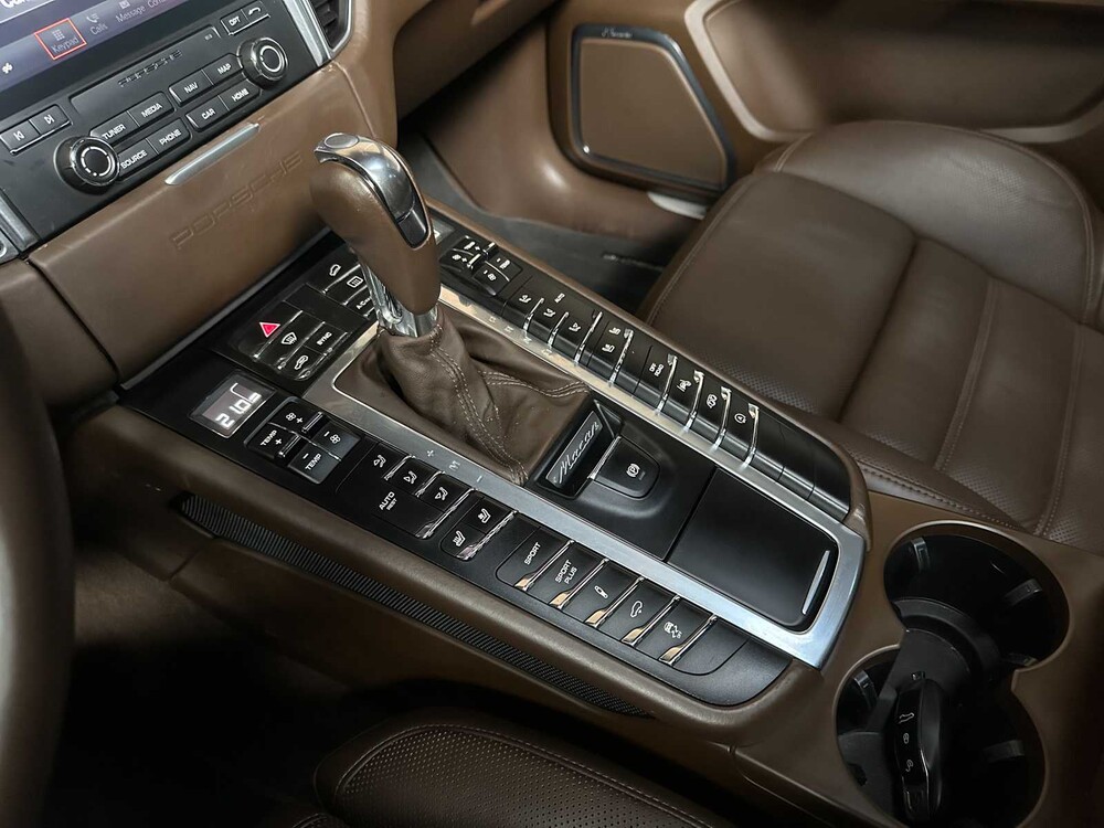 Porsche Macan GTS 3,0 V6 360 PS 2016 (69.000 km)