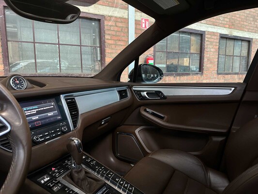 Porsche Macan GTS 3.0 V6 360pk 2016 (69.000 km)