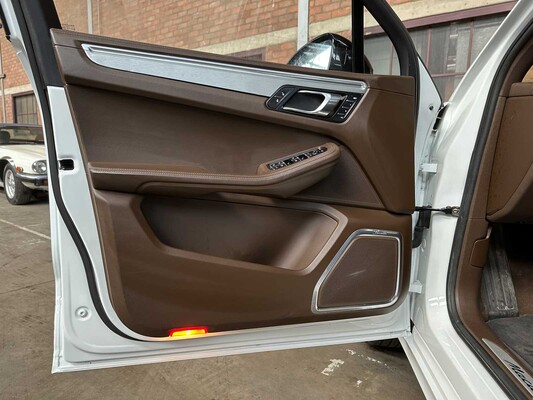 Porsche Macan GTS 3.0 V6 360pk 2016 (69.000 km)