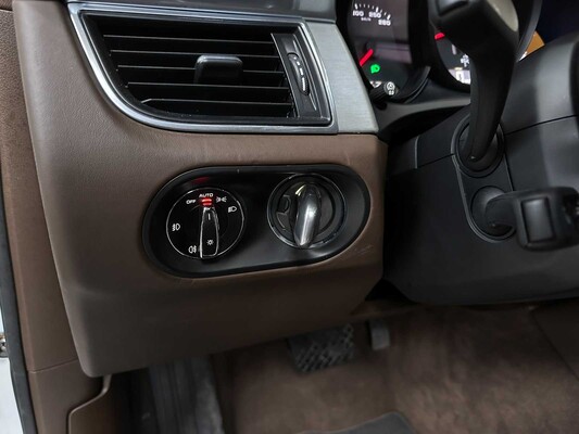 Porsche Macan GTS 3,0 V6 360 PS 2016 (69.000 km)