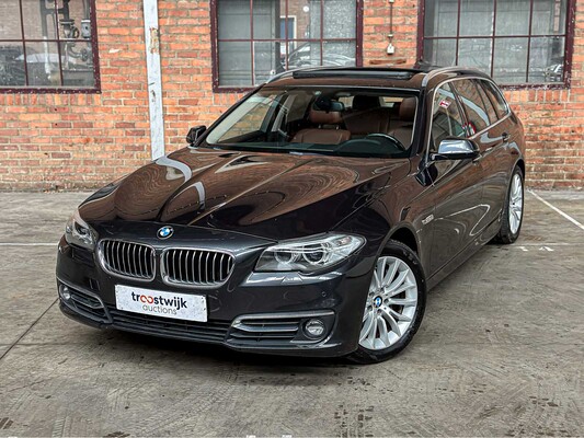 BMW 528i Touring Luxury Edition F11  245pk 2014 5-serie, 6-TZT-71