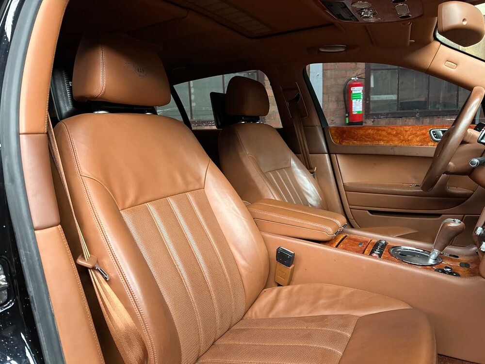 Bentley Continental Flying Spur 6.0 W12 525pk 2010 Youngtimer (81.000 km)