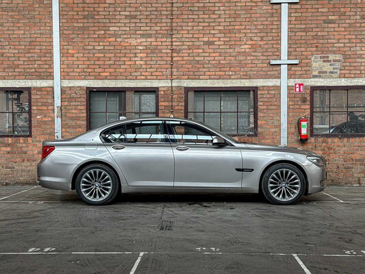 BMW 750i ActiveHybrid 4,4 V8 407 PS 2010 7er, 02-PGJ-7 Youngtimer