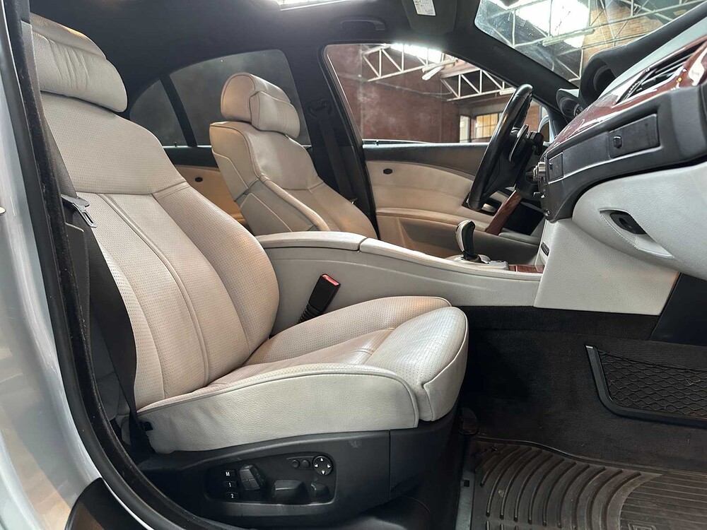 BMW M5 5,0 V10 E60 500 PS 2006 5er Youngtimer