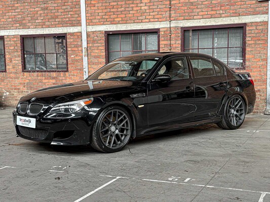 BMW M5 5.0 V10 E60 500pk 2006 5-serie Youngtimer