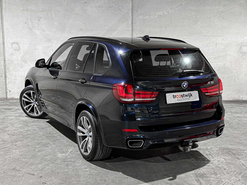 BMW X5 xDrive30d High Executive M-Sport 258pk 2014, 8-THZ-86