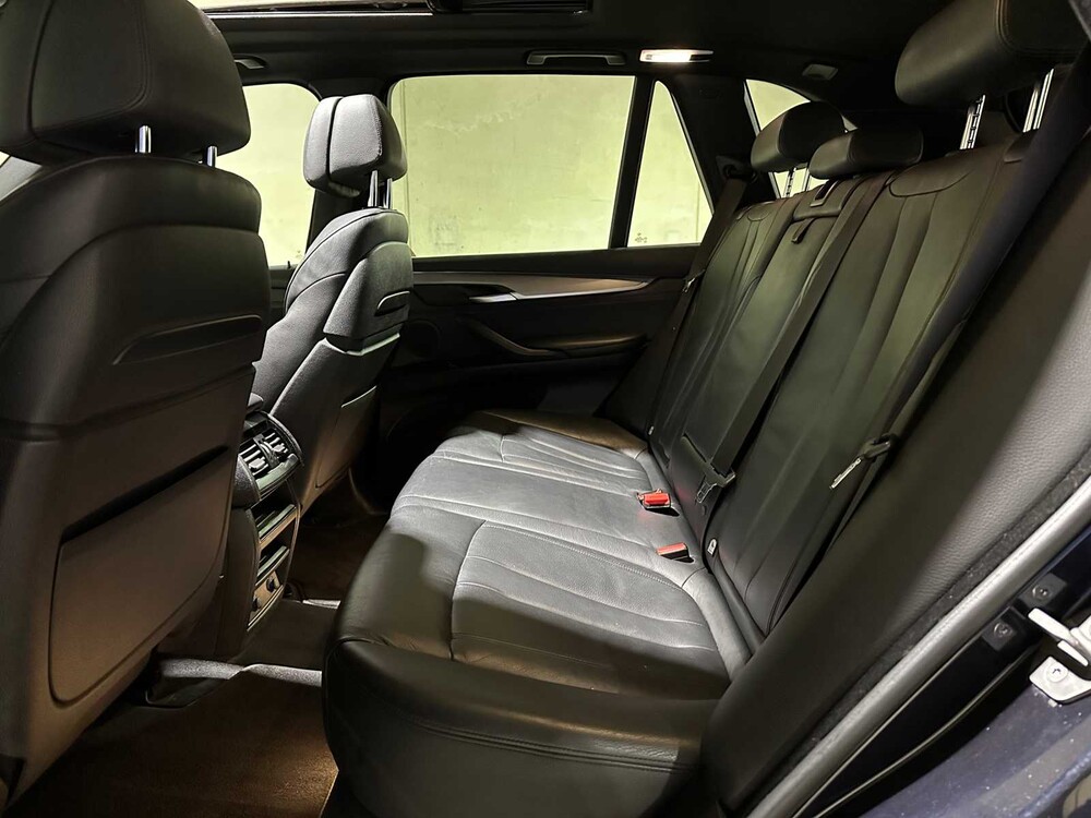 BMW X5 xDrive30d High Executive M-Sport 258pk 2014, 8-THZ-86