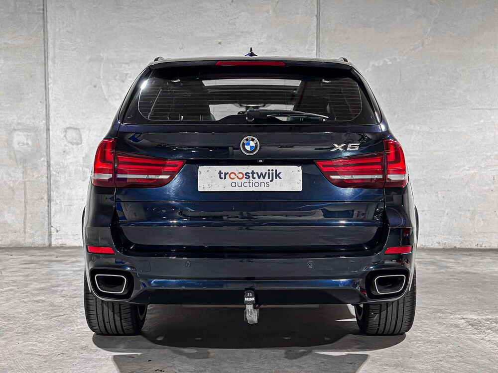 BMW X5 xDrive30d High Executive M-Sport 258pk 2014, 8-THZ-86