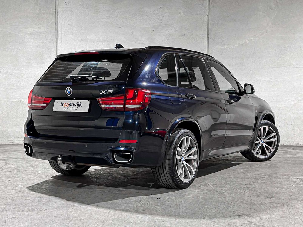 BMW X5 xDrive30d High Executive M-Sport 258pk 2014, 8-THZ-86
