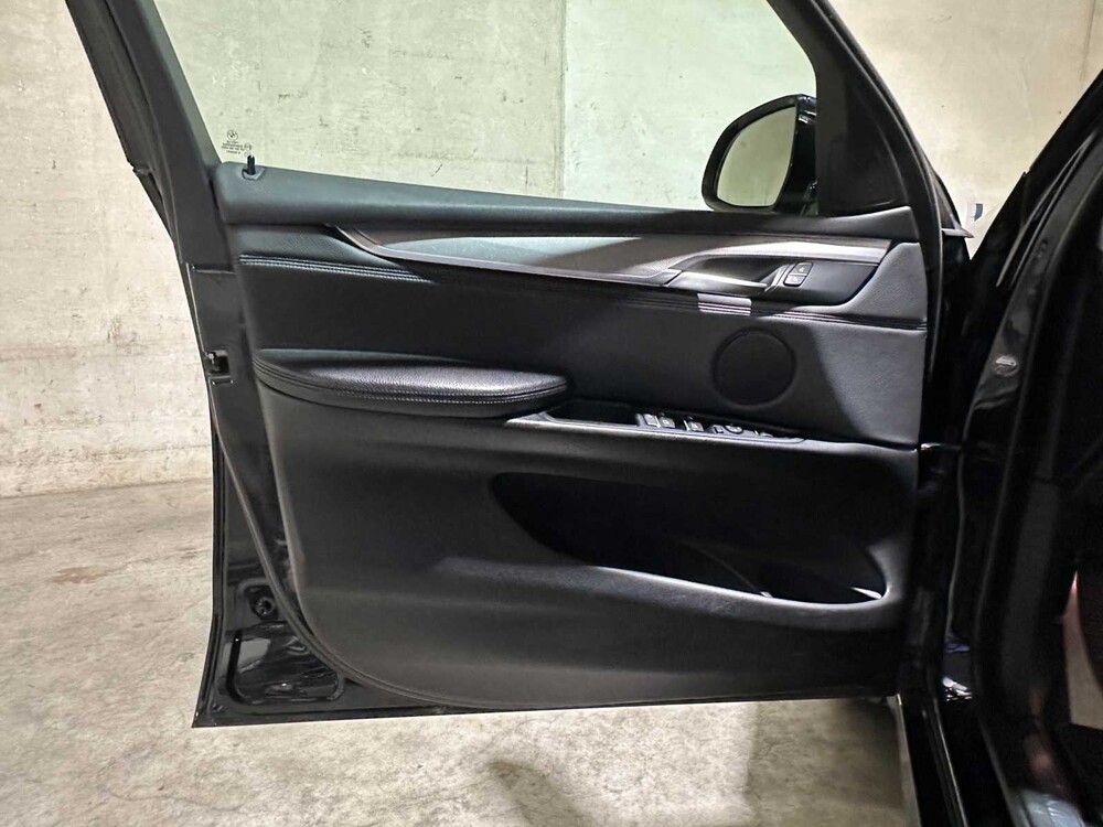 BMW X5 xDrive30d High Executive M-Sport 258pk 2014, 8-THZ-86