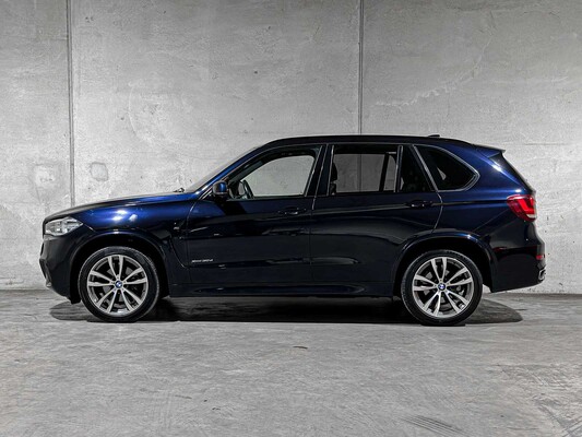 BMW X5 xDrive30d High Executive M-Sport 258pk 2014, 8-THZ-86