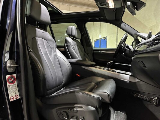 BMW X5 xDrive30d High Executive M-Sport 258pk 2014, 8-THZ-86