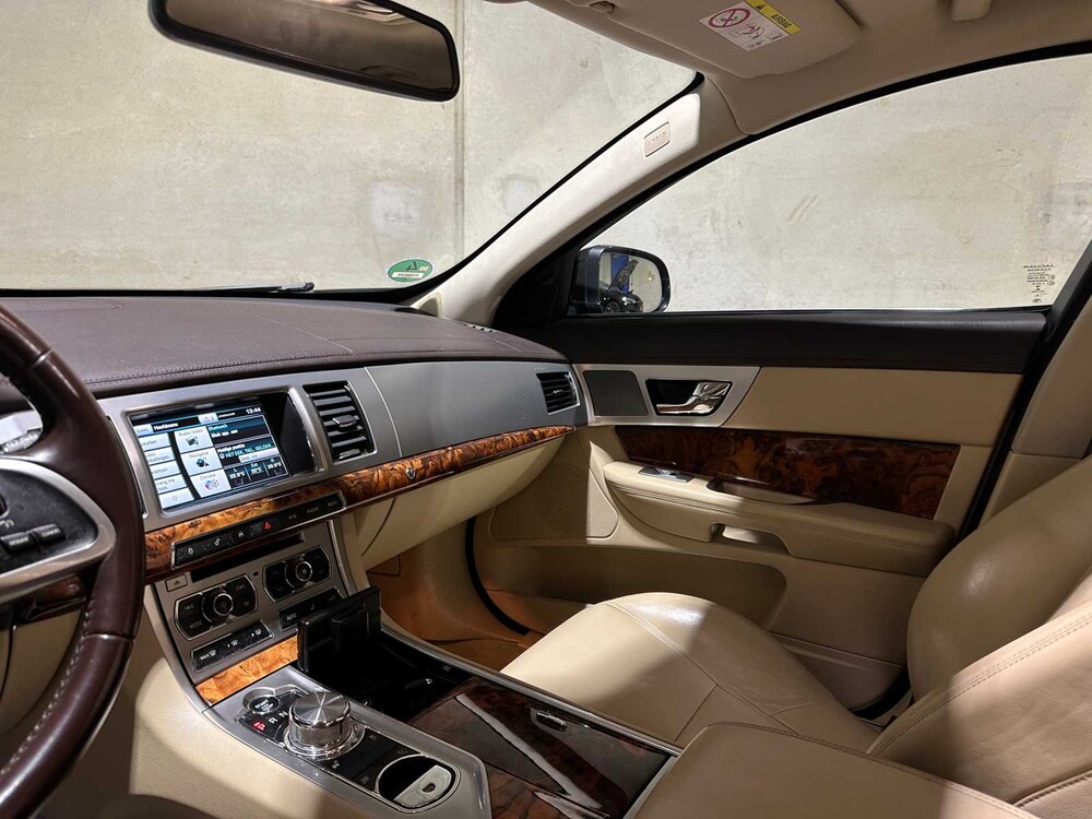 Jaguar XF Sportbrake 3.0D V6 S 275pk 2014, H-699-XT