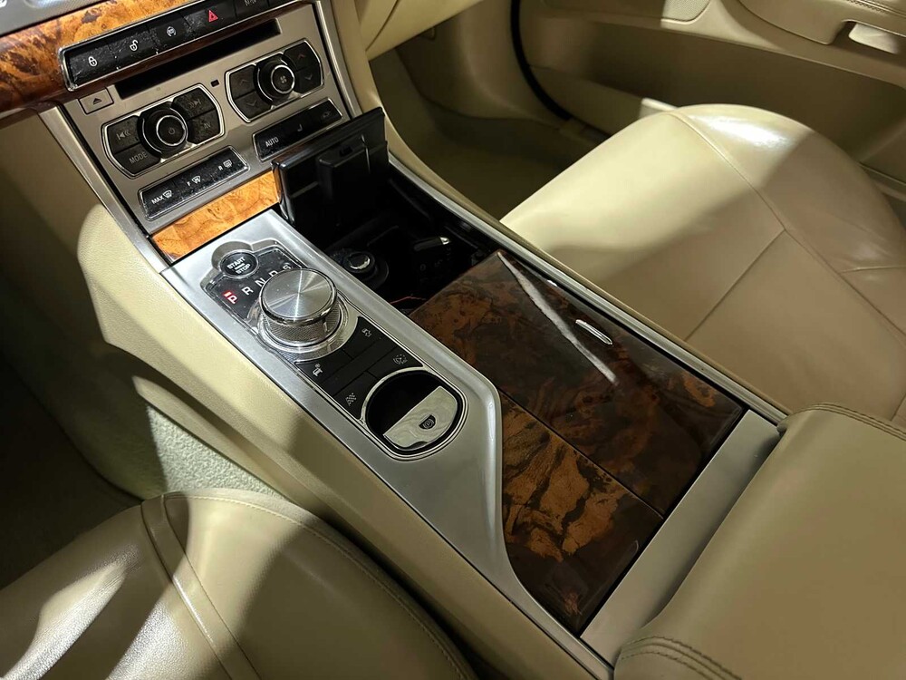 Jaguar XF Sportbrake 3.0D V6 S 275pk 2014, H-699-XT