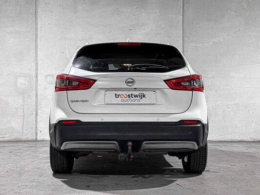 Nissan Qashqai 1.3 DIG-T N-Connect 140pk 2019, L-595-RB