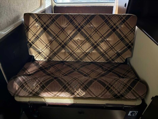 Volkswagen T3 Kampeerwagen 1980, KF-62-DX Camper