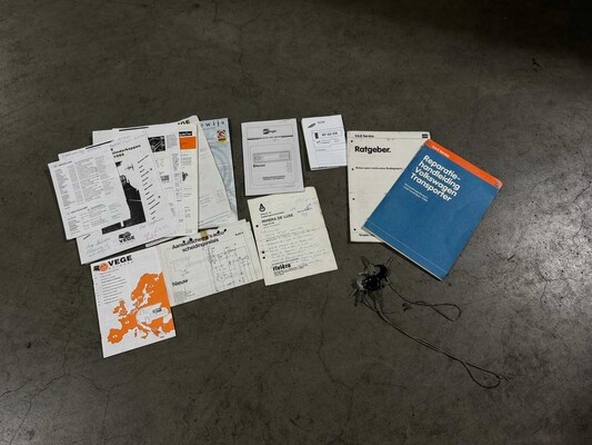 Volkswagen T3 Kampeerwagen 1980, KF-62-DX Camper