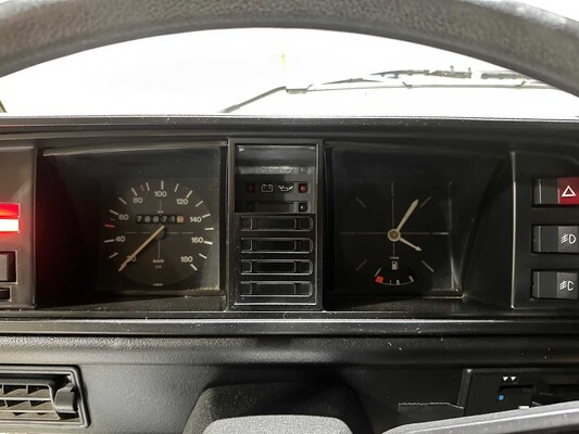 Volkswagen T3 Kampeerwagen 1980, KF-62-DX Camper