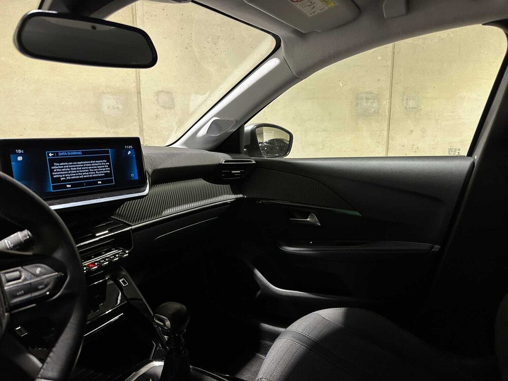 Peugeot 208 1.2 PureTech Blue Lease Allure 101pk 2021, L-705-ZD