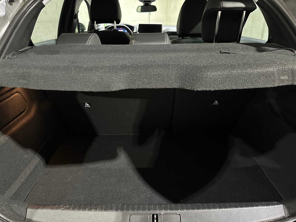 Peugeot 208 1.2 PureTech Blue Lease Allure 101pk 2021, L-705-ZD