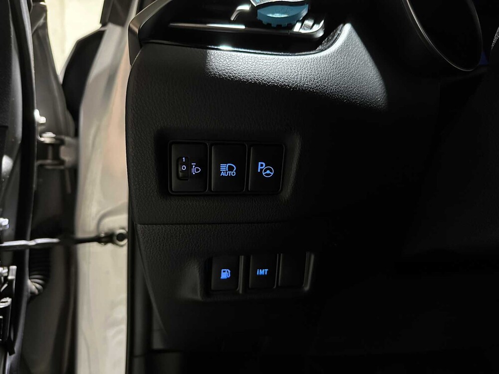 Toyota C-HR 1.2 First Edition 116pk 2017, NB-105-X