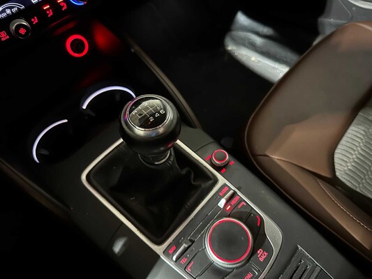 Audi A3 Limousine 1.4 TFSI CoD Ambiente Pro Line Plus 150pk 2015, 5-ZFD-12