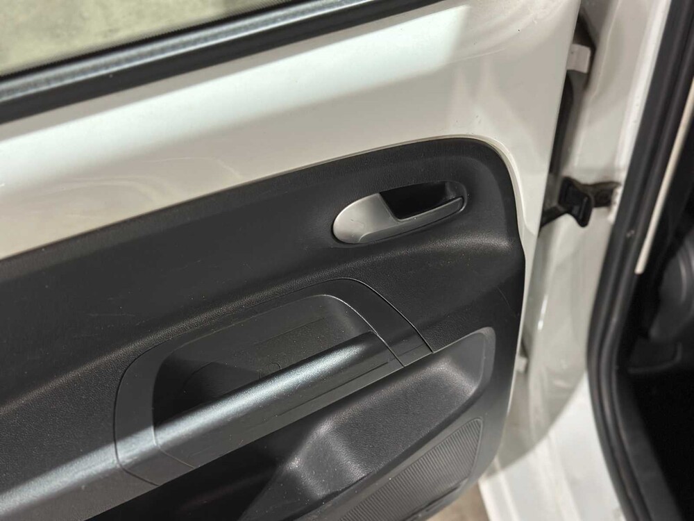 Volkswagen Up! 1.0 2020, H-628-RZ