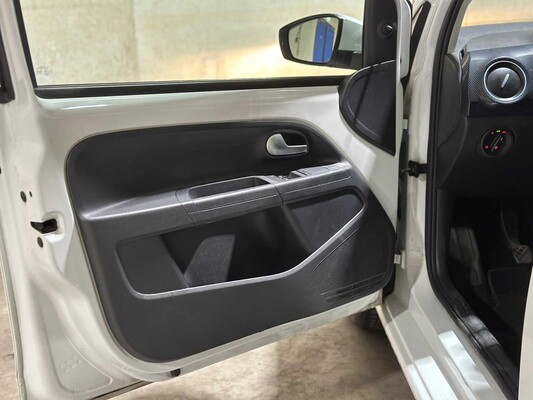 Volkswagen Up! 1.0 2020, H-628-RZ