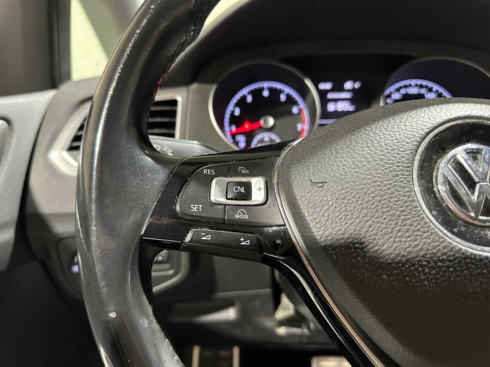 Volkswagen Golf Sportsvan 1.4 TSI Highline 125pk 2017, J-059-FG