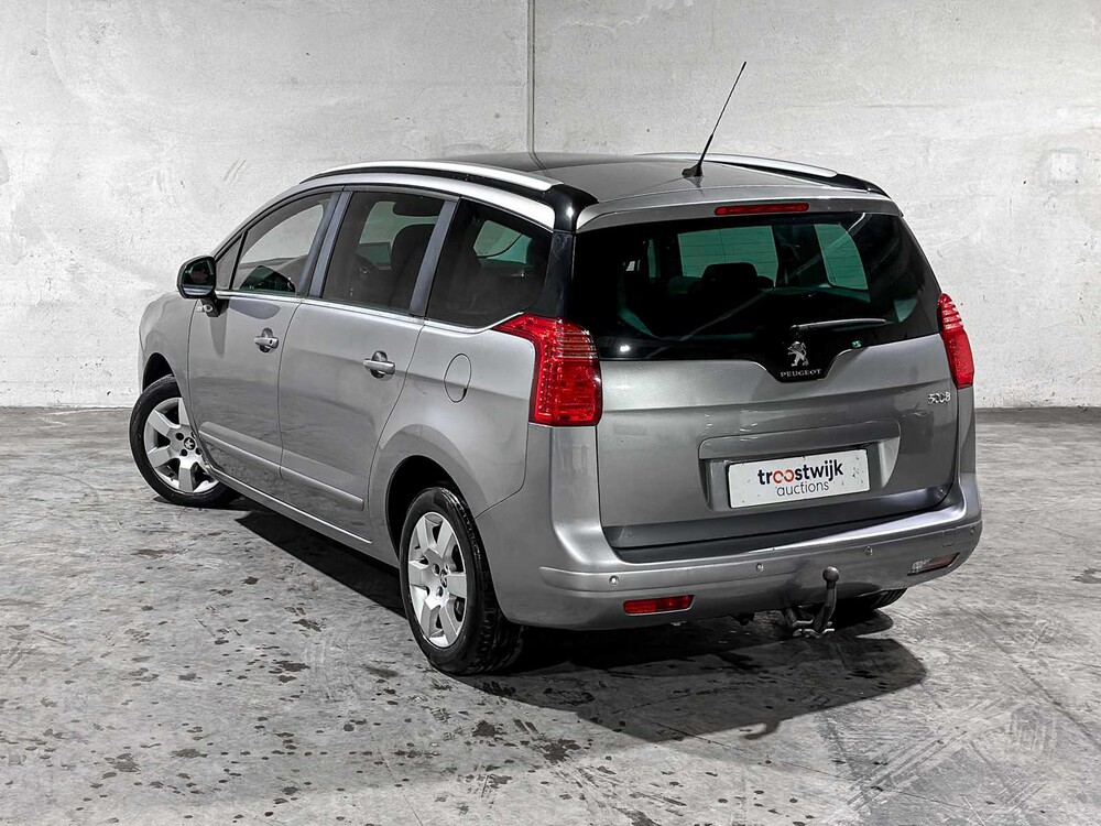 Peugeot 5008 1.2 PureTech Style 5p. 131pk 2015, GL-399-V