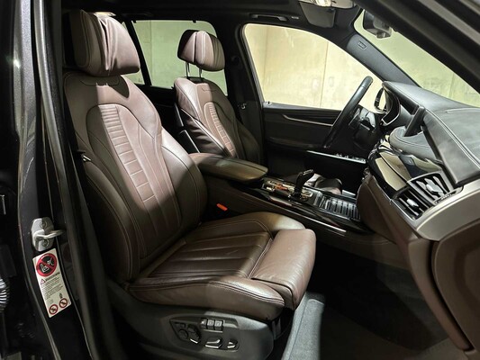 BMW X5 xDrive40d High Executive 313pk 2015, 4-ZGF-08