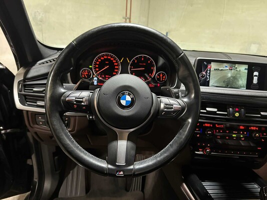 BMW X5 xDrive40d High Executive 313pk 2015, 4-ZGF-08