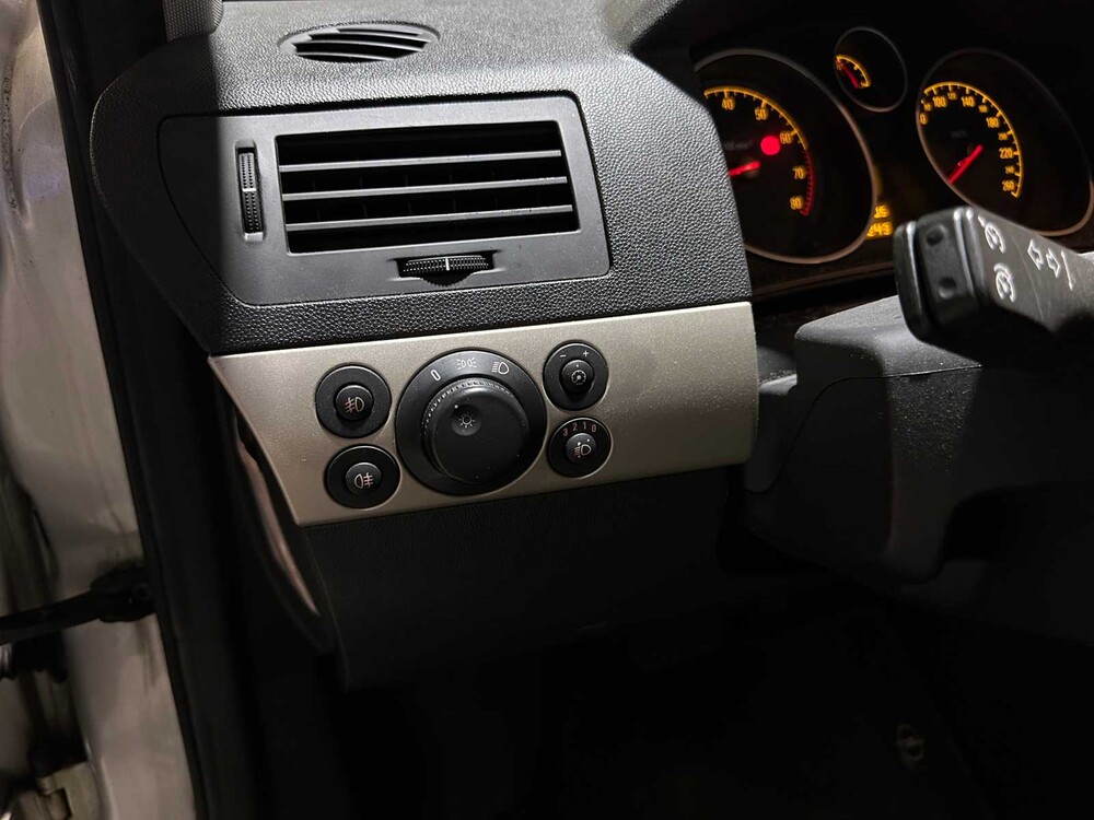 Opel Astra GTC 1.8 Temptation 140pk 2007, 88-XT-FZ Youngtimer