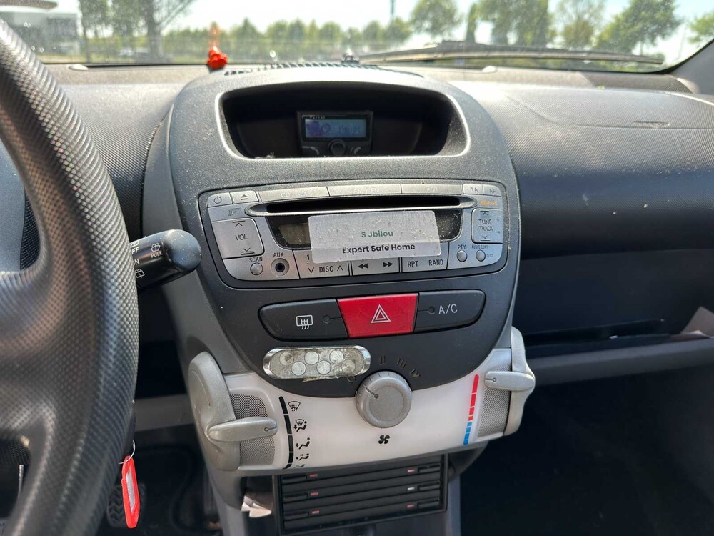 Peugeot 107 1.0-12V XR 68pk 2006, 1-SVR-93