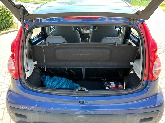 Peugeot 107 1.0-12V XR 68pk 2006, 1-SVR-93