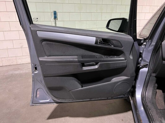 Opel Zafira 1.9 CDTi Enjoy 7-Persoons 120pk 2005, P-660-PX