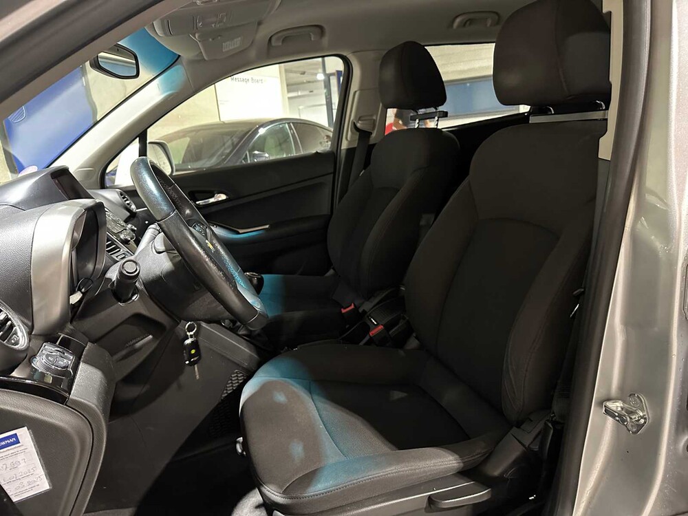 Chevrolet Orlando 1.8 LTZ 7-Persoons 141pk 2011, 64-RFZ-3