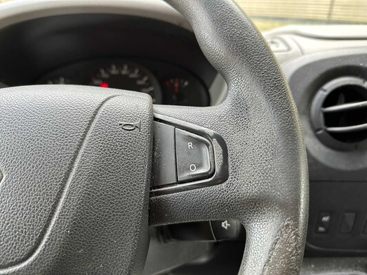 Renault Master T35 2.3 dCi Eco -KOELWAGEN- 125pk 2013 Bedrijfswagen, VD-565-N