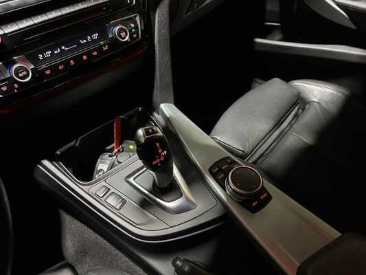 BMW 320i Automaat Centennial High Executive 184pk 2016 3-serie Touring, JR-371-D