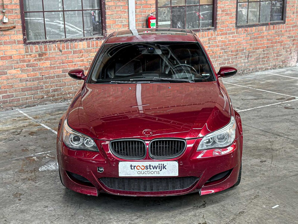 BMW M5 5.0 V10 E60 500pk 2006 5-serie