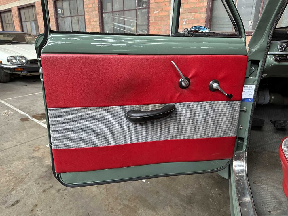 Volvo 210 4-Cilinder 1960, DH-94-92 Oldtimer